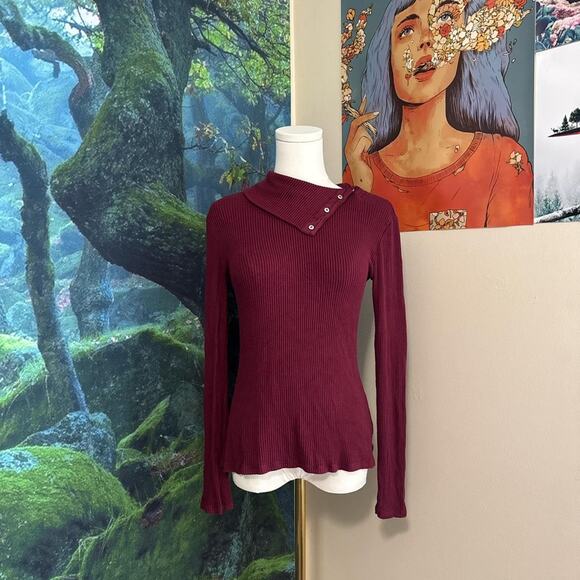 dolan burgundy ribbed asymmetrical snap button top small - Picture 2 of 5